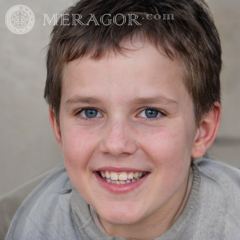 Baixe o retrato de um menino alegre para o WhatsApp Rostos de meninos Europeus Russos Ucranianos