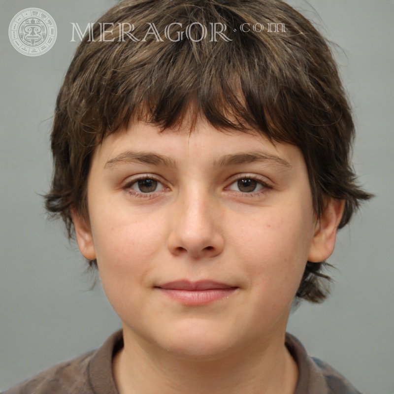 Descargar retrato falso de un chico lindo para WhatsApp Rostros de niños Europeos Rusos Ucranianos