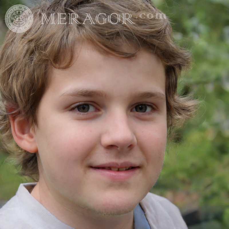 Laden Sie das gefälschte Porträt eines süßen Jungen für den Avatar herunter Gesichter von Jungen Europäer Russen Ukrainer