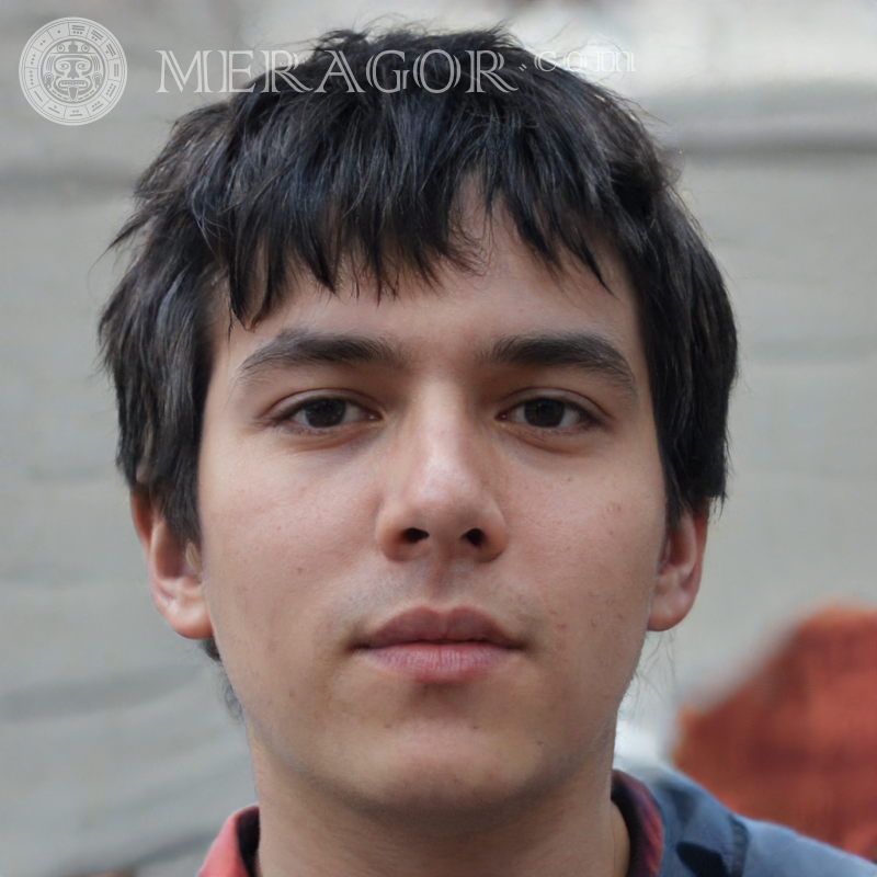 Foto de chico de 17 años en el teléfono Rostros de chicos Europeos Rusos Caras, retratos