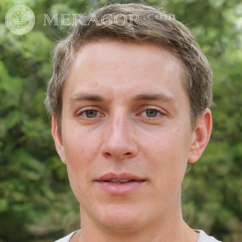 Photo un mec de 30 ans aux cheveux blonds Visages de jeunes hommes Européens Russes Visages, portraits