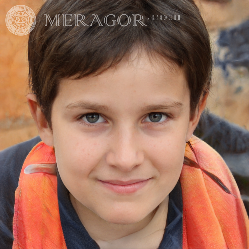 Gefälschtes Porträt eines glücklichen Jungen für Avatar Gesichter von Jungen Europäer Russen Ukrainer