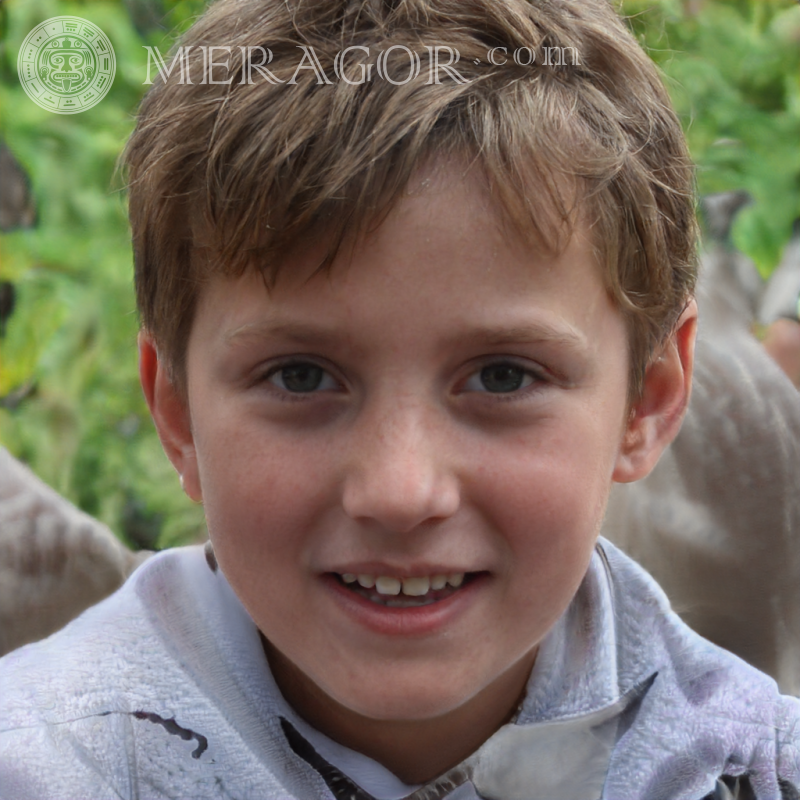 Фейковый портрет улыбающегося мальчика для Baddo Лица мальчиков Европейцы Русские Украинцы