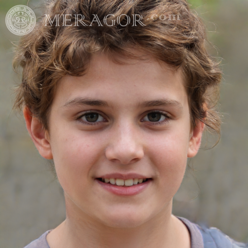 Фейковый портрет улыбающегося мальчика для авторизации Лица мальчиков Европейцы Русские Украинцы