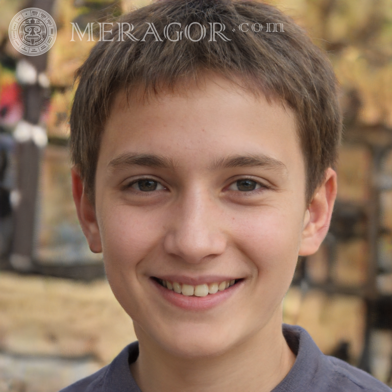 Rosto falso de um menino feliz por TikTok em Meragor.com Rostos de meninos Europeus Russos Ucranianos