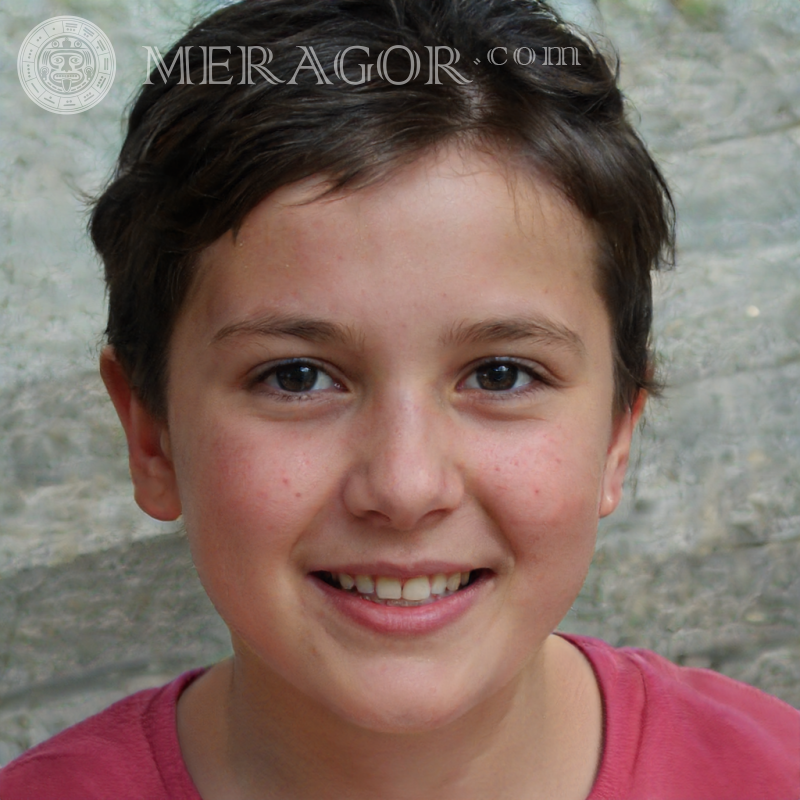 Baixe a foto do rosto de um menino feliz para o TikTok Rostos de meninos Europeus Russos Ucranianos
