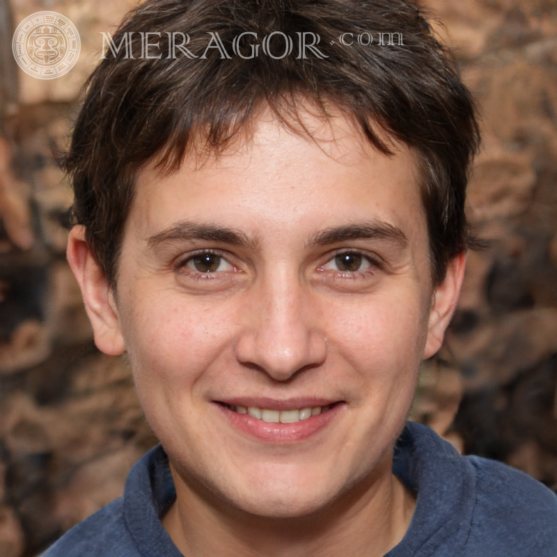 Baixe a foto da imagem do rosto de um menino sorridente Rostos de meninos Europeus Russos Ucranianos