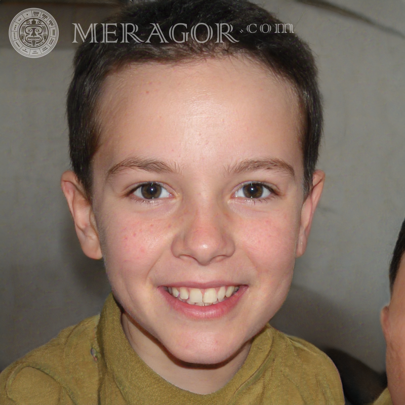 Télécharger une photo du visage un petit garçon pour un site annonces Visages de garçons Européens Russes Ukrainiens