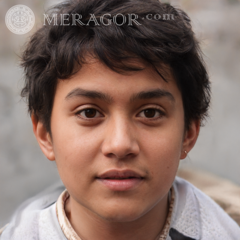 Laden Sie ein Foto des Gesichts eines süßen Jungen für Avito herunter Gesichter von Jungen Araber, Muslime Kindliche Jungen