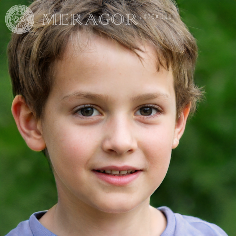 Descarga la foto de la cara del niño lindo en tu cuenta Rostros de niños Europeos Rusos Ucranianos