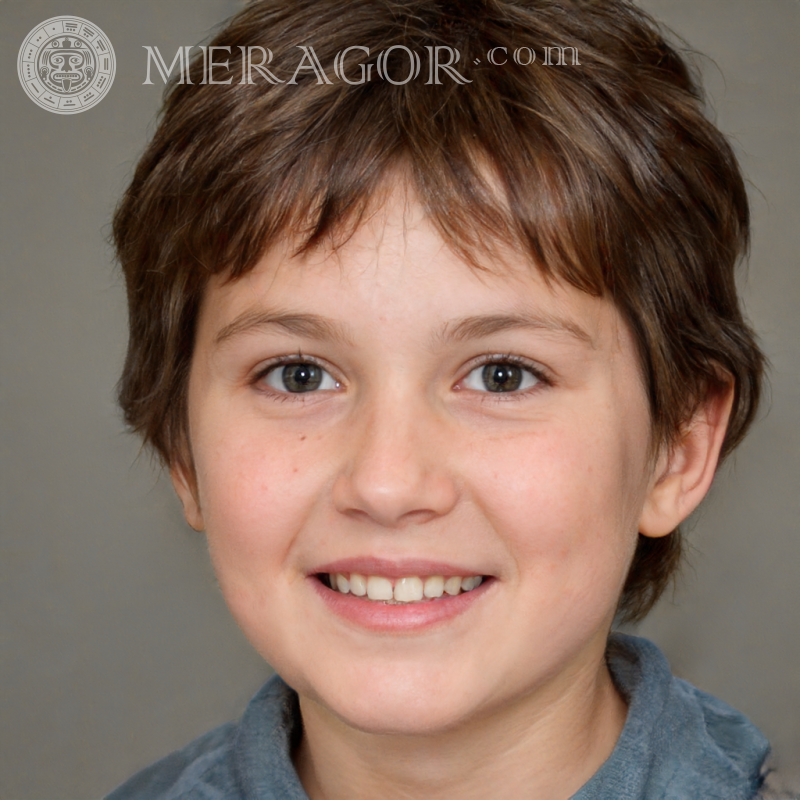 Descarga una foto del rostro de un chico sencillo a tu cuenta Rostros de niños Europeos Rusos Ucranianos