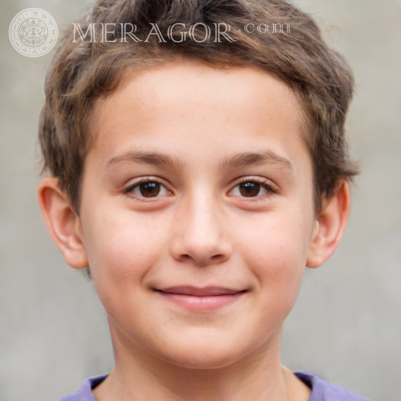 Téléchargez une photo du visage un garçon mignon créée par un générateur de personnes aléatoires | 0 Visages de garçons Européens Russes Ukrainiens