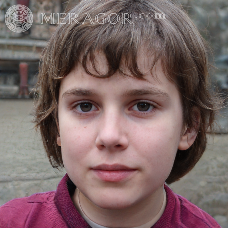 Générateur utilisateurs aléatoires de téléchargement de photo de visage de garçon Visages de garçons Européens Russes Ukrainiens