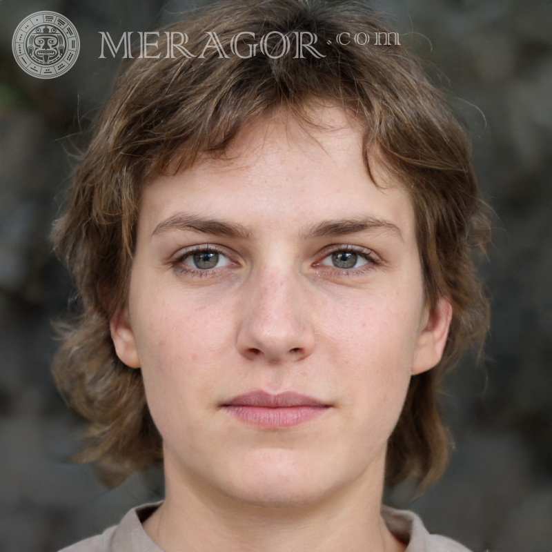 Baixe uma foto do rosto de um menino simples para o site Rostos de meninos Europeus Russos Ucranianos