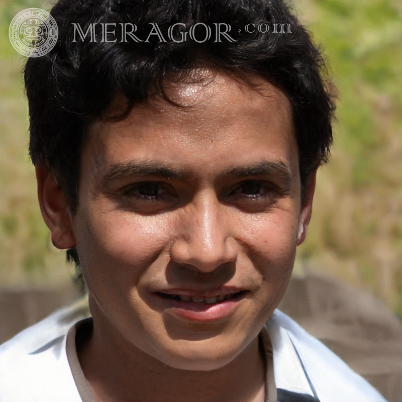 Télécharger une photo du visage un garçon joyeux pour le forum Visages de garçons Arabes, musulmans Infantiles Jeunes garçons