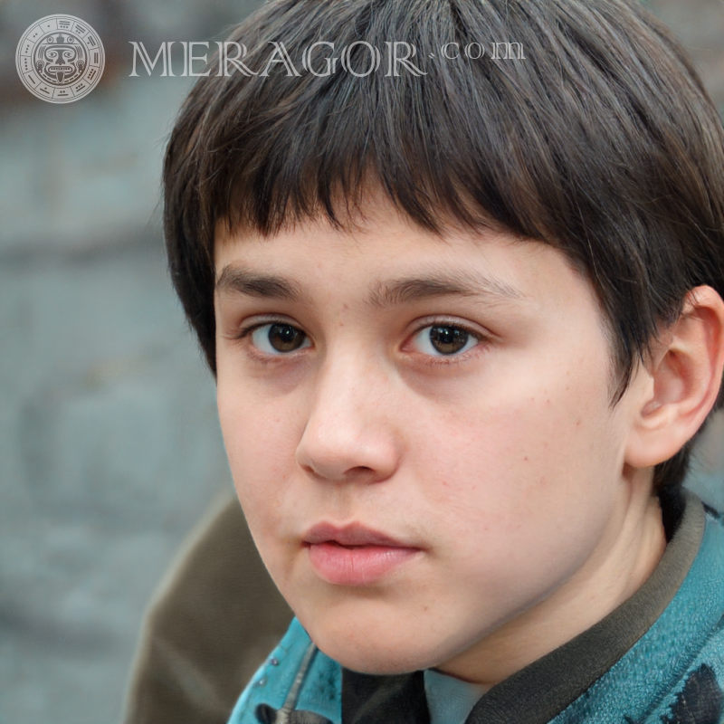 Laden Sie ein Foto des Gesichts eines einfachen Jungen für das Forum herunter Gesichter von Jungen Europäer Russen Ukrainer