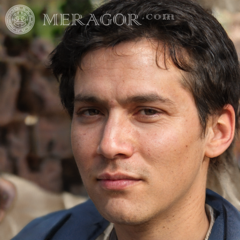 Photo de gars sur la photo de profil de modeste Visages de jeunes hommes Européens Russes Visages, portraits