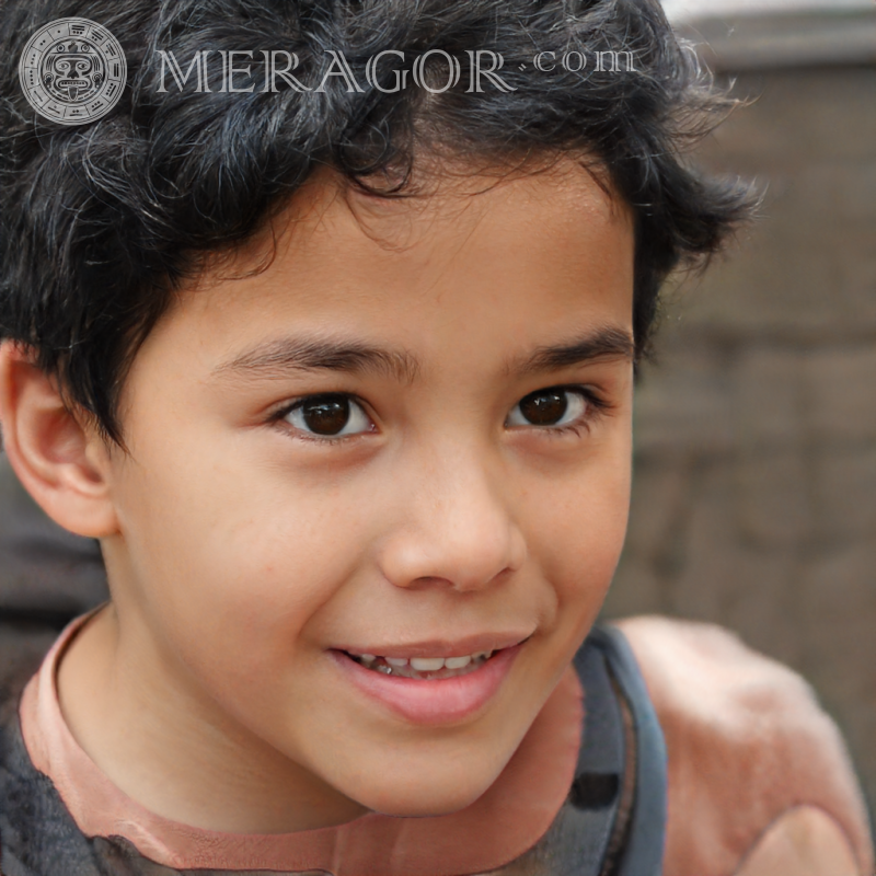 Télécharger la photo du visage un garçon mignon grand portrait Visages de garçons Arabes, musulmans Infantiles Jeunes garçons