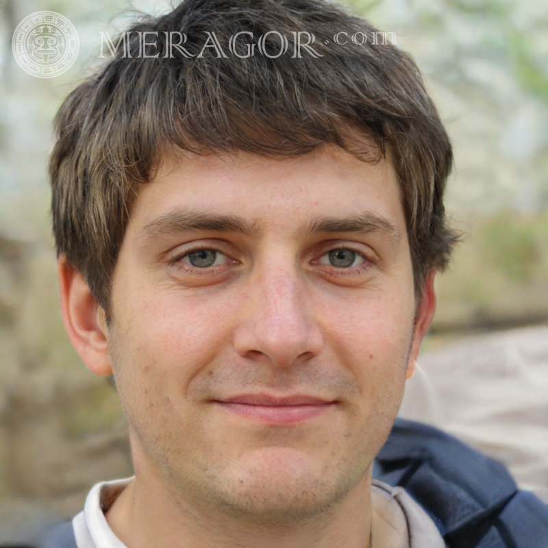 Photo du gars sur la photo de profil souriant Visages de jeunes hommes Européens Russes Visages, portraits