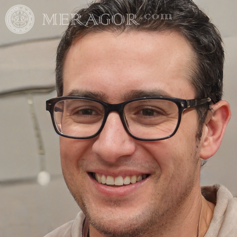 Photo un mec de 29 ans avec des lunettes Visages de jeunes hommes Européens Russes Visages, portraits