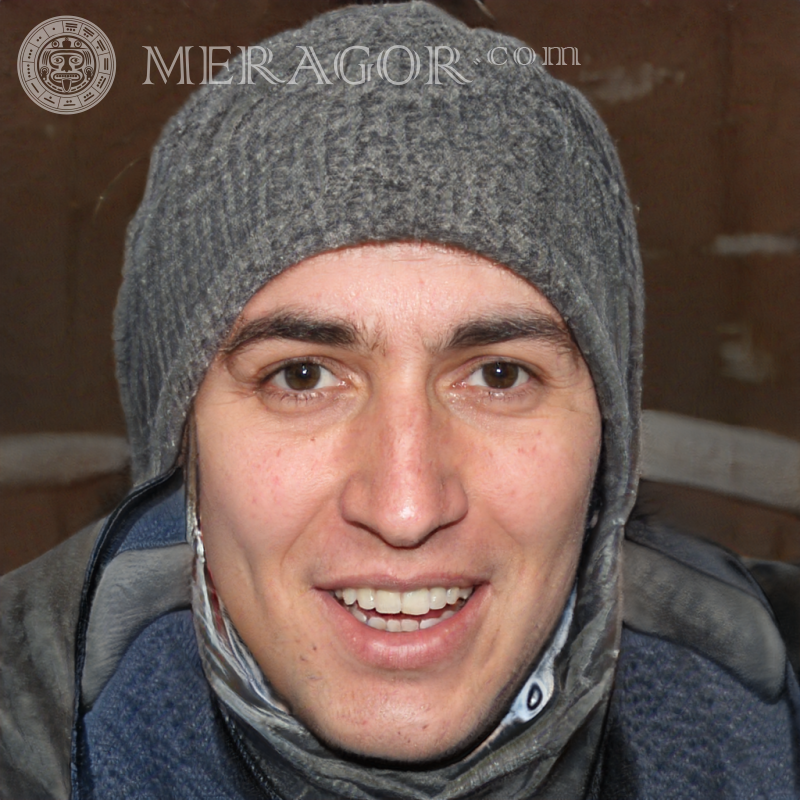 Foto von einem Mann mit Hut 27 Jahre alt Gesichter von Jungs Europäer Russen Gesichter, Porträts