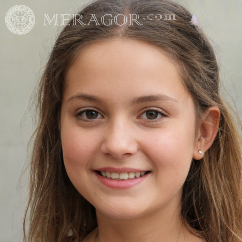 Das Gesicht des Mädchens ist falsch Gesichter von kleinen Mädchen Europäer Russen Gesichter, Porträts