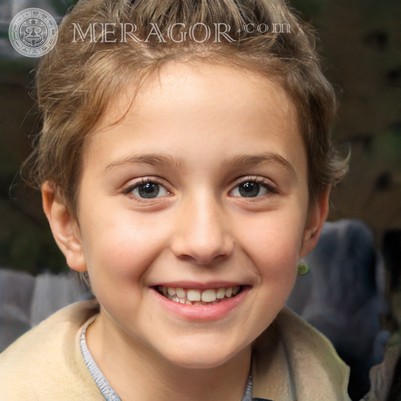 Ayuda de cara de niña con el registro Rostros de niñas pequeñas Europeos Rusos Caras, retratos