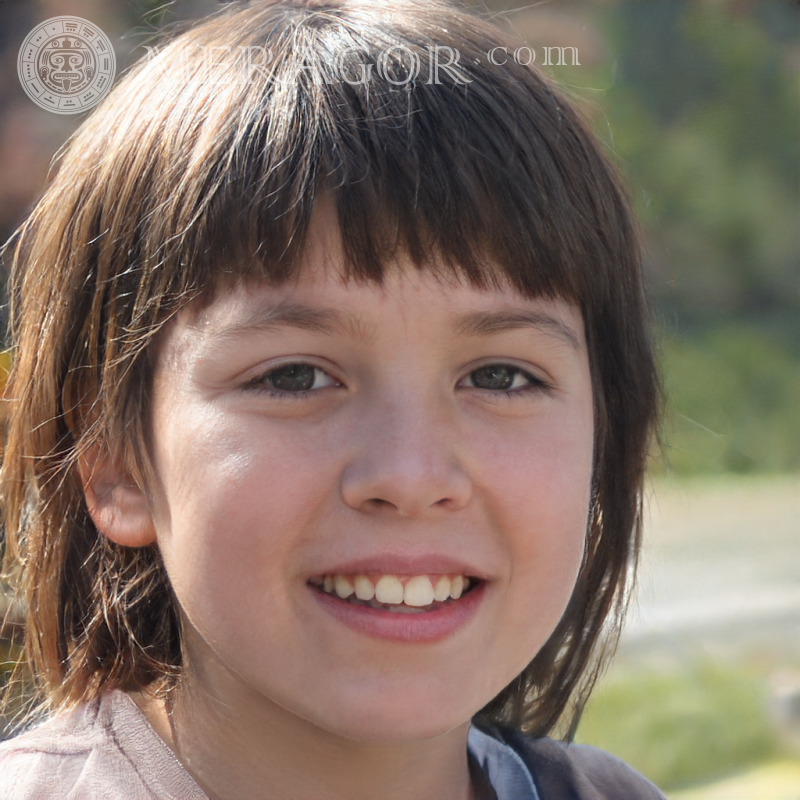 Télécharger visage de fille 190 x 190 pixels Visages de petites filles Européens Russes Visages, portraits