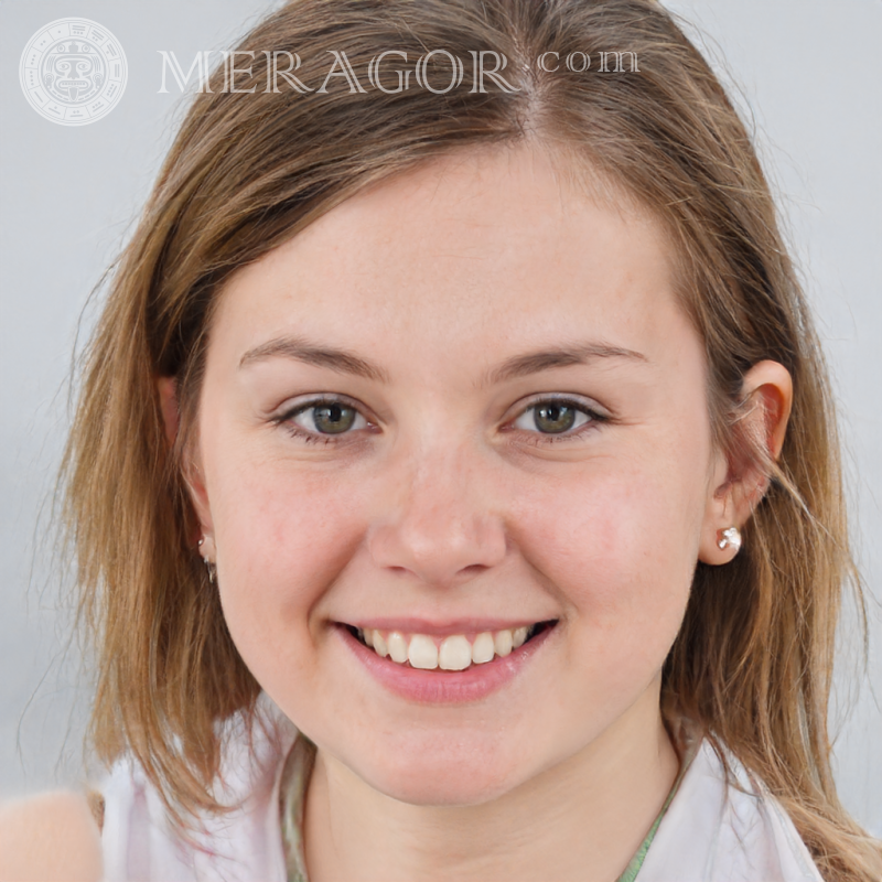Mädchengesichtsfoto für 13 Jahre alte Dokumente Gesichter von kleinen Mädchen Europäer Russen Maedchen