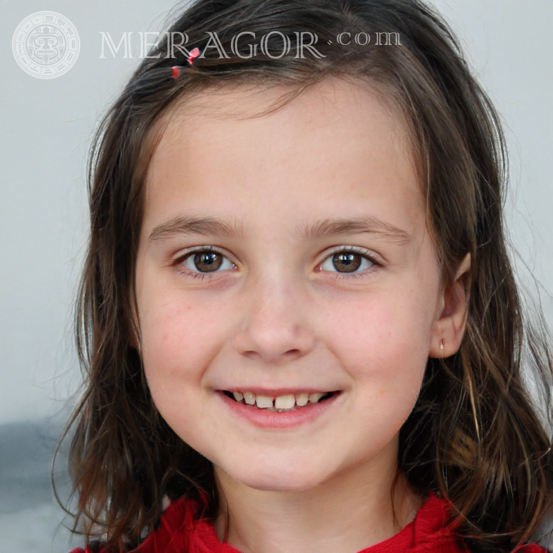 O rosto de uma garota russa em um fundo claro Rostos de meninas Europeus Russos Meninas