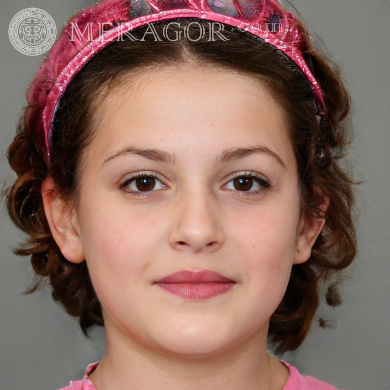Photos de belles filles élégantes Visages de petites filles Européens Russes Petites filles