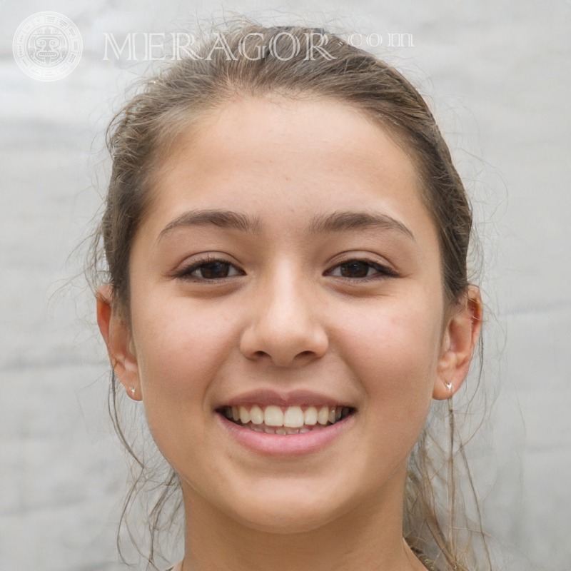 O rosto da garota na foto do perfil Rostos de meninas Europeus Russos Meninas