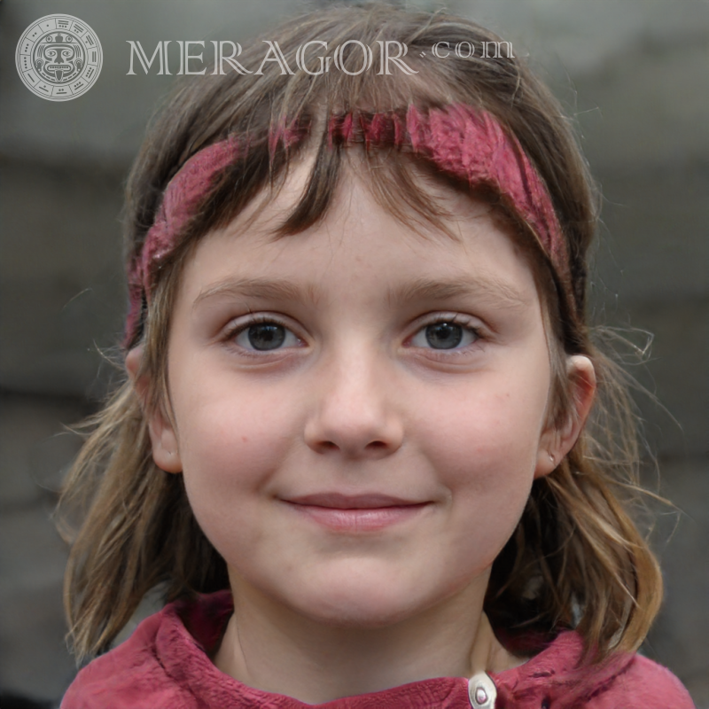 Foto von kleinen Mädchen lässig Gesichter von kleinen Mädchen Europäer Russen Maedchen