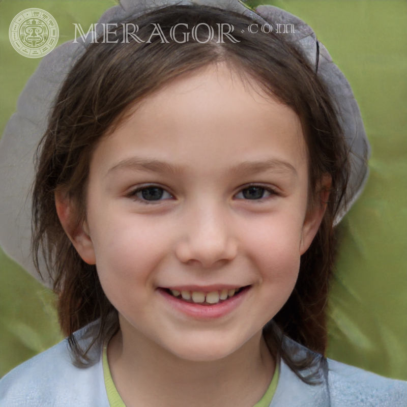 Photo visage fille 6 ans Visages de petites filles Européens Russes Petites filles