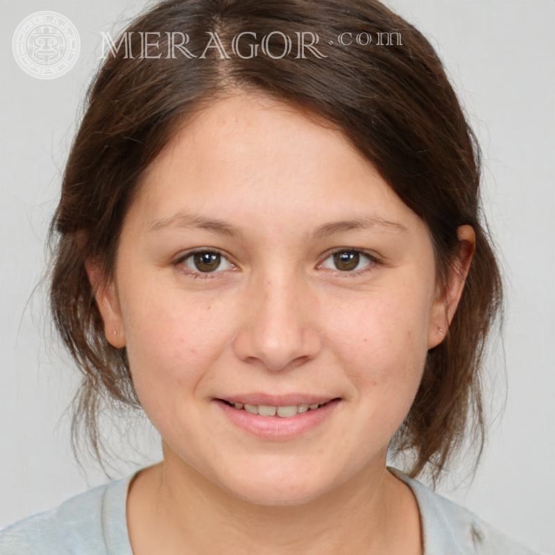 Lindos avatares para meninas em um fundo claro Rostos de meninas Europeus Russos Meninas