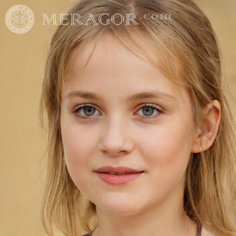 De beaux avatars pour les filles aux cheveux blonds Visages de petites filles Européens Russes Petites filles