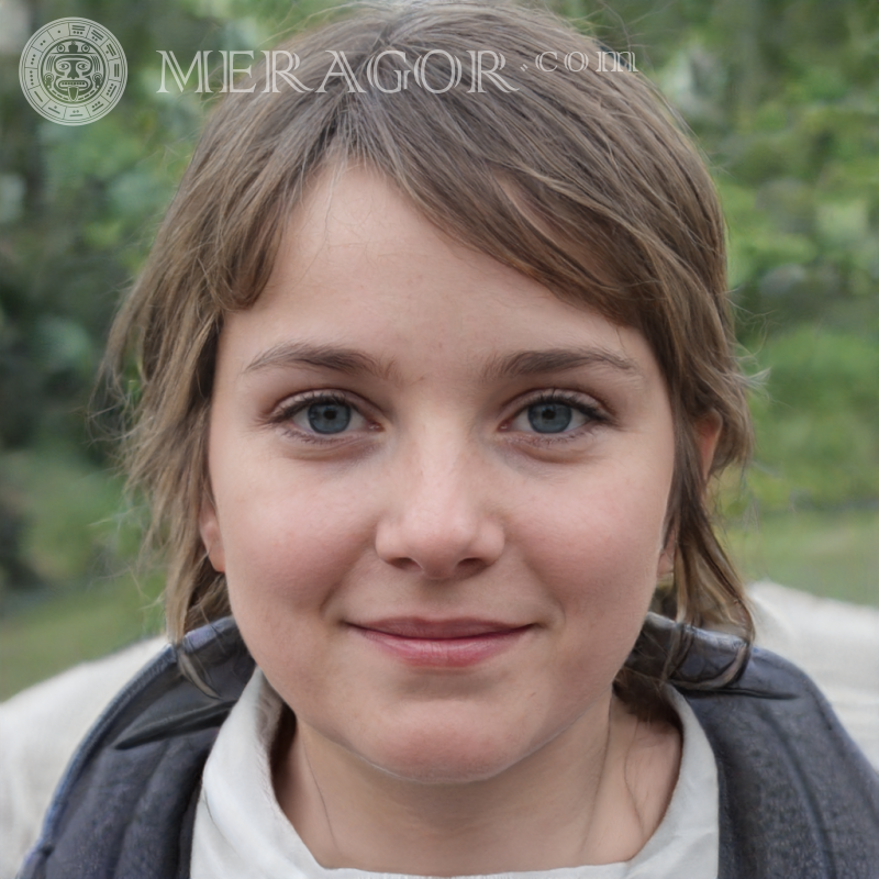 Schönes Gesicht eines Mädchens auf einem Konto Gesichter von kleinen Mädchen Europäer Russen Maedchen