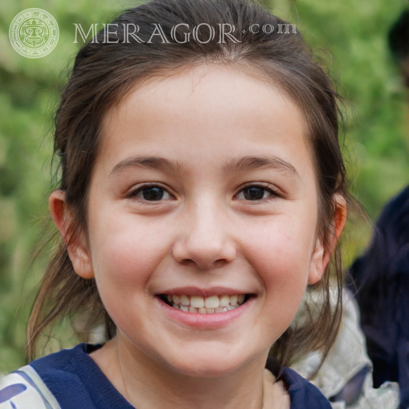 Create an avatar for an Argentine girl Faces of small girls Europeans Russians Small girls