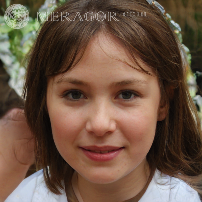 Avatars pour filles 11 ans Visages de petites filles Européens Russes Petites filles