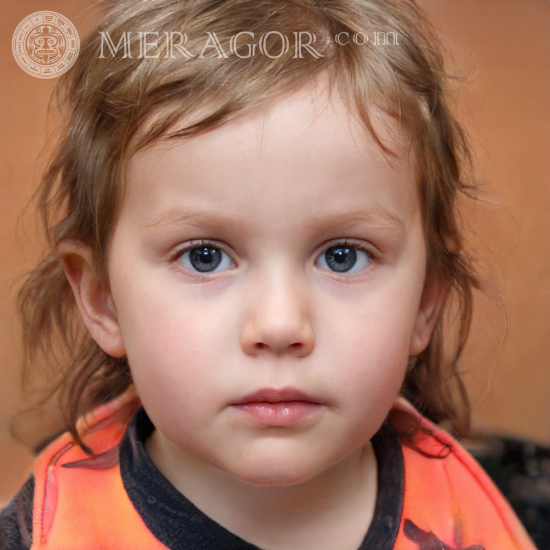 Kleine Mädchen stehen vor den besten Fotos Gesichter von kleinen Mädchen Europäer Russen Maedchen