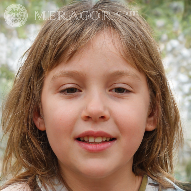 Télécharger visage de fille 400 x 400 pixels Visages de petites filles Européens Russes Petites filles