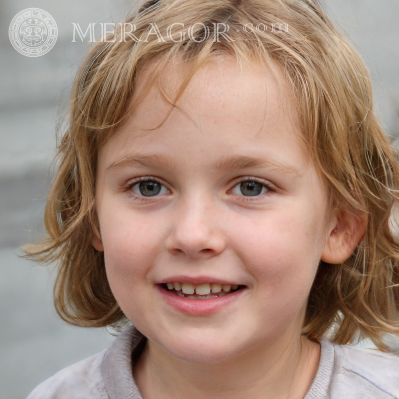 Foto de uma linda garota de 3 anos Rostos de meninas Europeus Russos Meninas