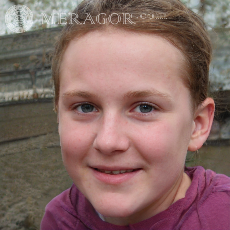 Descargar foto de la cara de una niña con el pelo corto Rostros de niñas pequeñas Europeos Rusos Niñas