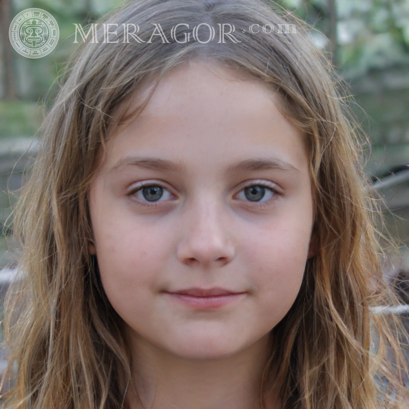 Créer un avatar pour une fille sur une page Visages de petites filles Européens Russes Petites filles