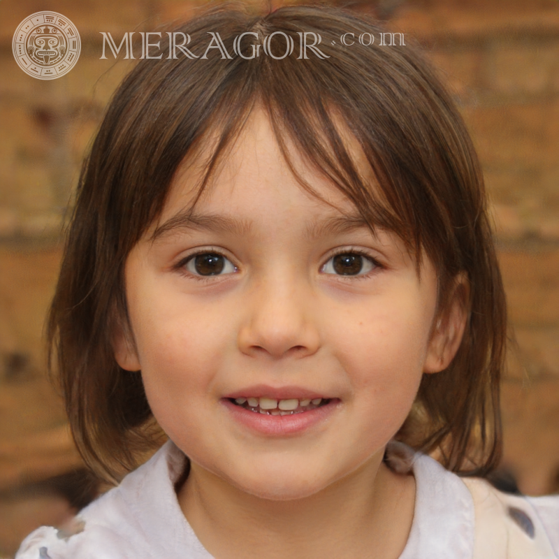 Beaux visages de petites filles pour inscription Visages de petites filles Européens Russes Petites filles