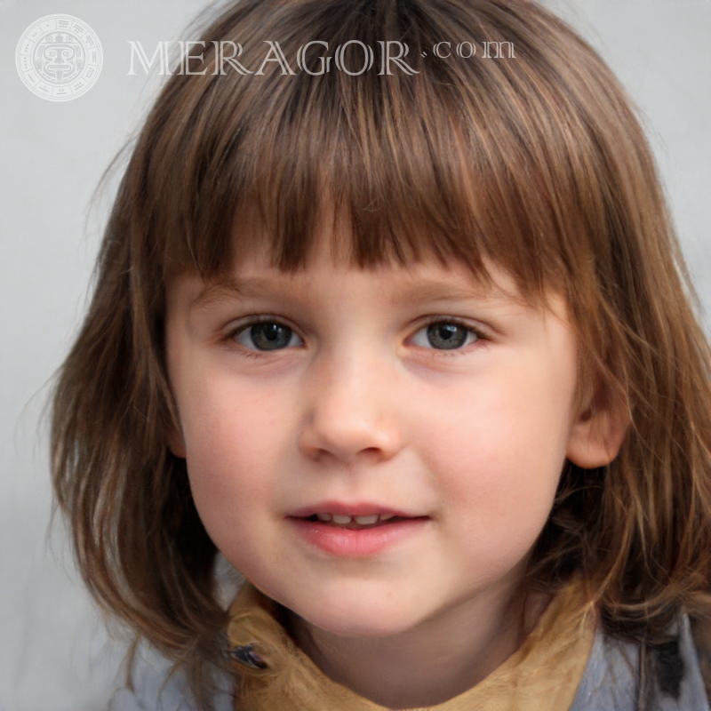 Portrait une petite fille pour autorisation Visages de petites filles Européens Russes Petites filles