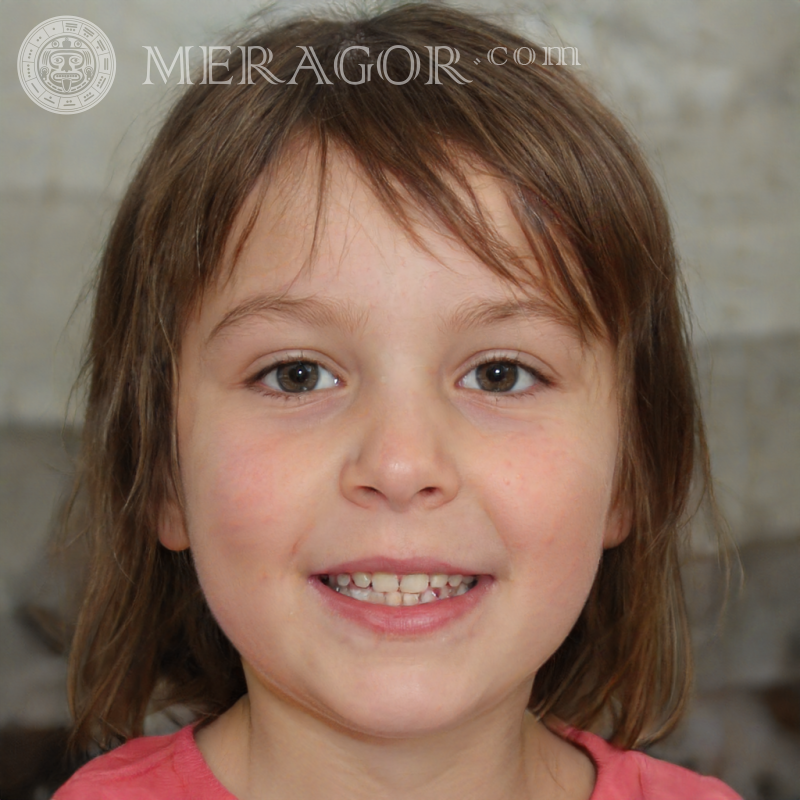 Beaux visages de portraits de filles Visages de petites filles Européens Russes Petites filles