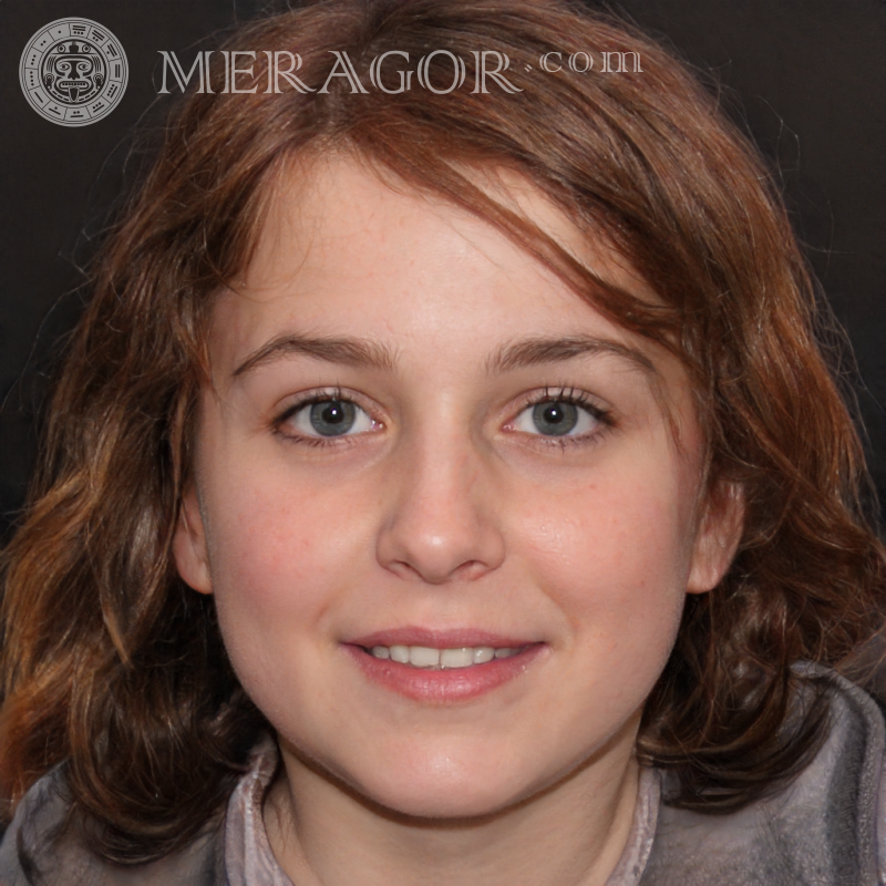 Beaux visages de filles de 18 ans Visages de petites filles Européens Russes Petites filles
