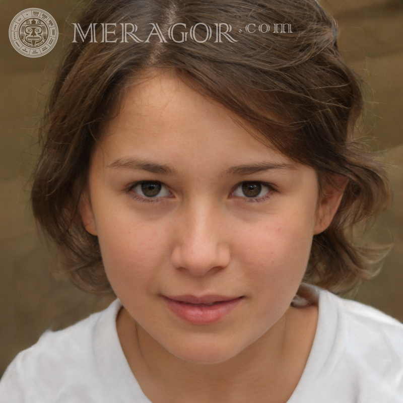 Rosto de uma linda garota de 13 anos Rostos de meninas Europeus Russos Meninas