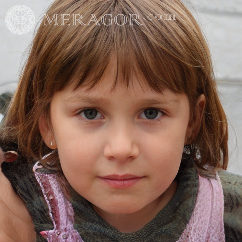 Photo face of a serious girl 4 years old Faces of small girls Europeans Russians Small girls